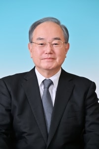 茶谷栄治公正取引委員会委員長顔写真